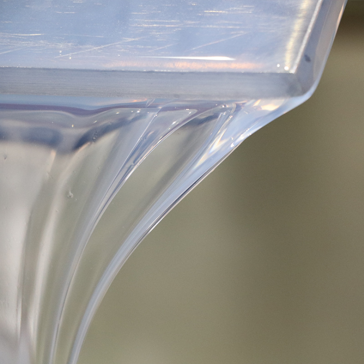 透明液体硅胶气泡难抽干净怎么办？